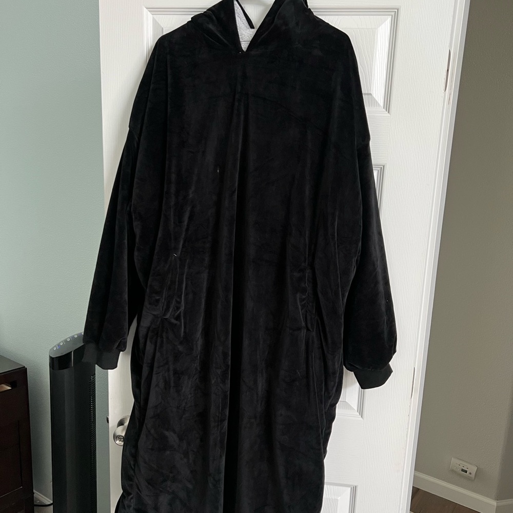Long blanket Snuggie